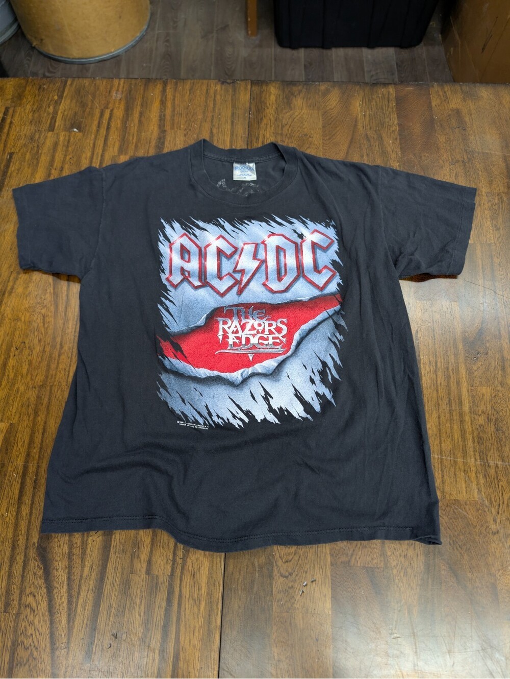 ACDC The Razors Edge Tour Shirt Vintage Band Tee Men Size XL